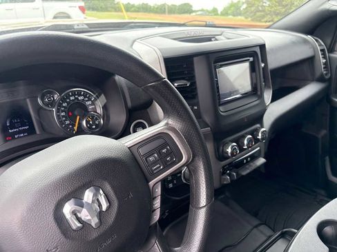 Used 2021 RAM 2500 Tradesman w/ Chrome Appearance Group AWD/4WD image 4