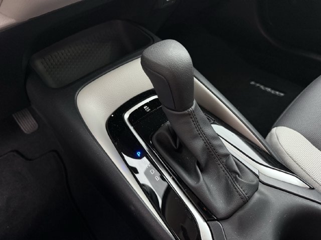 Used 2024 Toyota Corolla LE FWD image 21