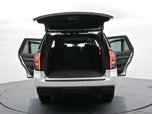 Used 2021 Chevrolet Tahoe Z71 w/ Rear Media and Nav Package image 40