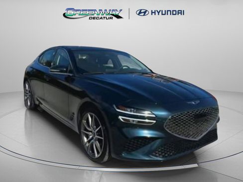 Used 2025 Genesis G70 2.5T image 3