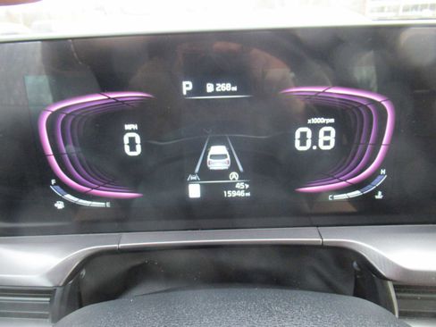 Used 2024 Kia Telluride LX image 24