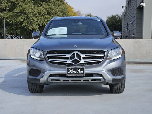 Used 2019 Mercedes-Benz GLC 300 image 6