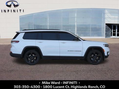 Used 2025 Jeep Grand Cherokee L Limited w/ Black Appearance Package AWD/4WD image 8