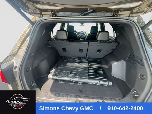 Used 2023 Chevrolet Equinox Premier AWD/4WD image 21