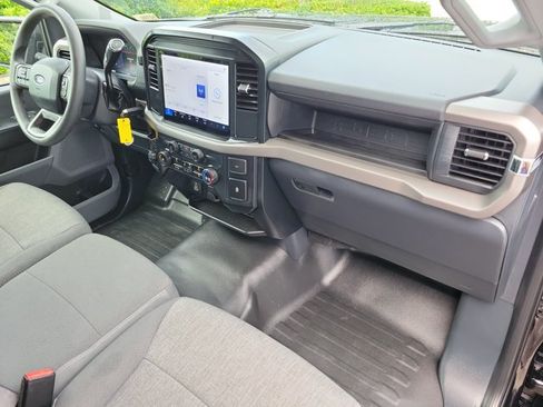 Used 2025 Ford F150 XL w/ Equipment Group 103A High AWD/4WD image 13