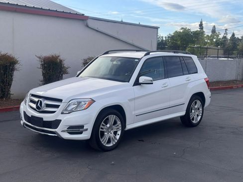 Used 2015 Mercedes-Benz GLK 350 2WD image 2