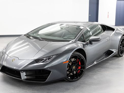 Used 2018 Lamborghini Huracan LP 580-2 image 12
