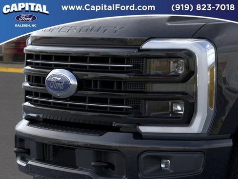 Certified 2025 Ford F250 Platinum image 17