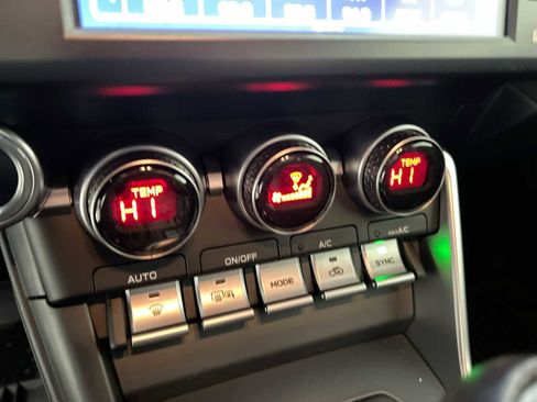 Used 2023 Toyota GR86 Premium image 16