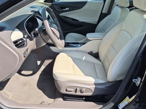 Used 2024 Chevrolet Malibu LT FWD image 9
