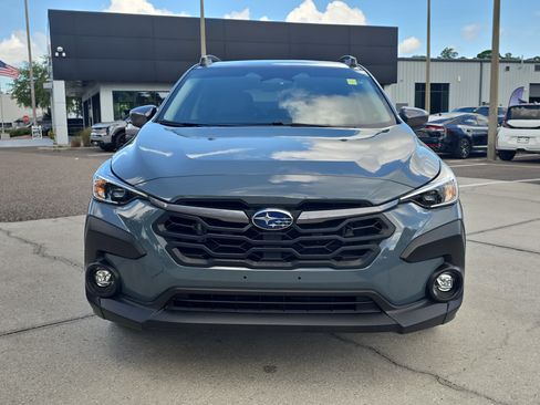 Used 2024 Subaru Crosstrek 2.0i Premium AWD/4WD image 3