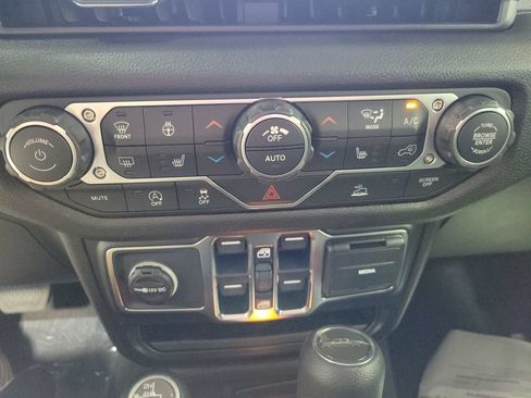 New 2026 Jeep Gladiator Sport AWD/4WD image 15