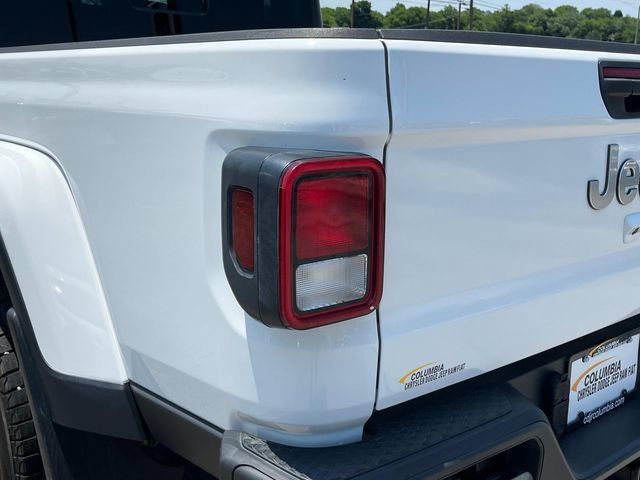 Used 2021 Jeep Gladiator Overland w/ Trailer Tow Package AWD/4WD image 12
