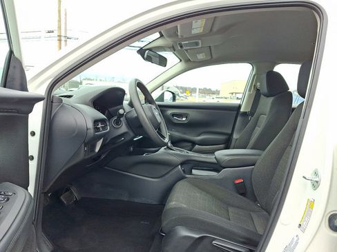 Certified 2023 Honda HR-V LX image 13