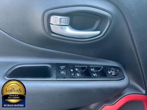 Used 2023 Jeep Renegade Trailhawk w/ Sun/Sound Group image 8