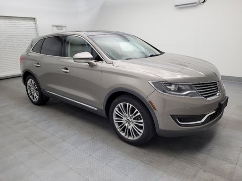 Used 2017 Lincoln MKX Reserve w/ Lincoln MKX Climate Package image 11