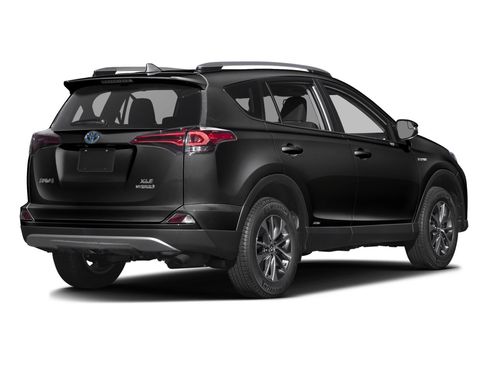 Used 2016 Toyota RAV4 XLE AWD/4WD image 3