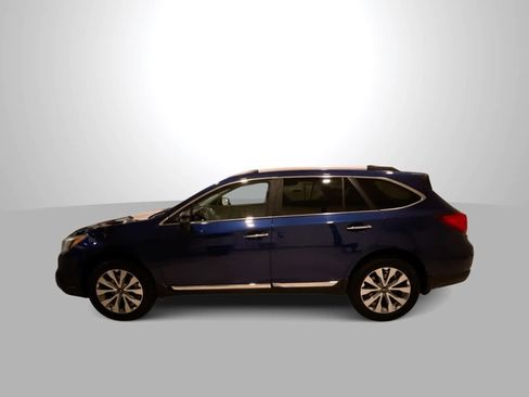 Used 2017 Subaru Outback 2.5i Touring w/ Popular Package #5A AWD/4WD image 5