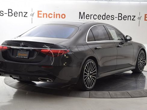 Used 2022 Mercedes-Benz S 500 4MATIC image 6