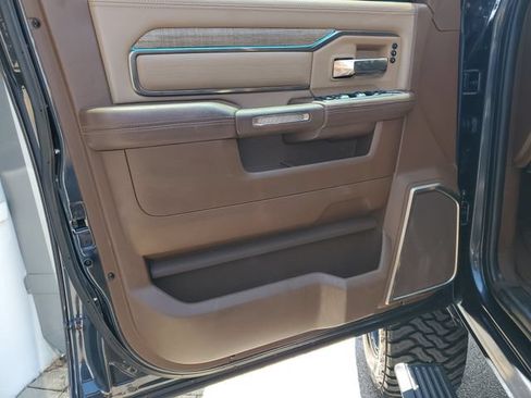 Used 2019 RAM 2500 Limited AWD/4WD image 28