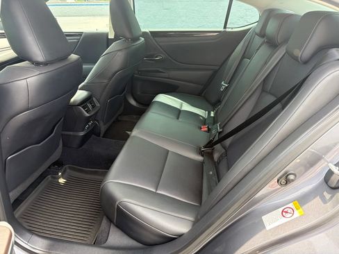 Used 2019 Lexus ES 350 w/ Premium Package FWD image 19
