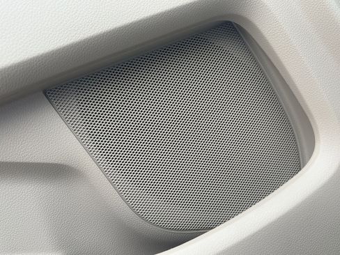 Used 2019 Ford Explorer Limited image 14