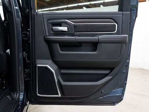 New 2026 RAM 2500 Laramie w/ Night Edition AWD/4WD image 28