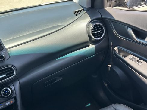 Used 2021 Hyundai Kona Ultimate FWD image 18