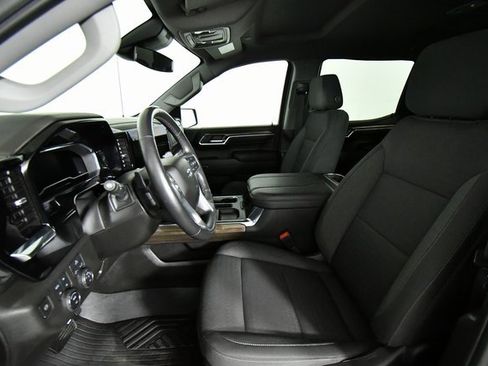 Used 2023 Chevrolet Silverado 1500 RST image 5