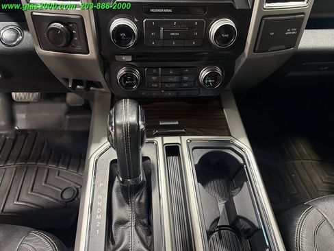 Used 2015 Ford F150 Lariat w/ Equipment Group 502A Luxury AWD/4WD image 22