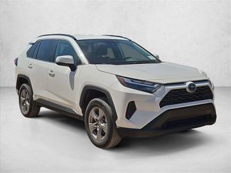 Used 2024 Toyota RAV4 LE AWD/4WD video 3