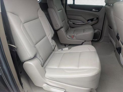 Used 2020 GMC Yukon XL SLT w/ Premium Edition RWD image 23