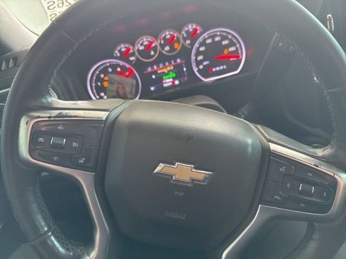 Used 2020 Chevrolet Silverado 2500 LT w/ Convenience Package AWD/4WD image 3