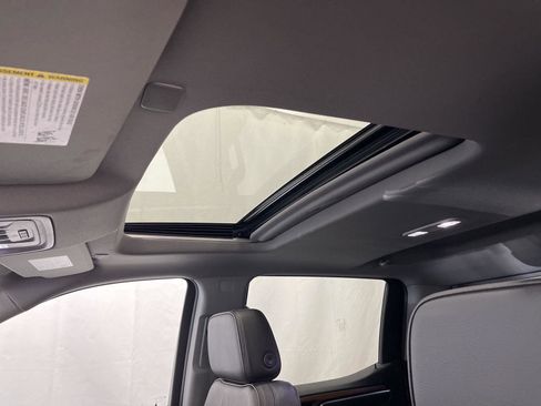 Used 2023 GMC Sierra 1500 Denali w/ Denali Reserve Package image 5