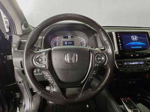 Used 2020 Honda Ridgeline RTL-E image 11