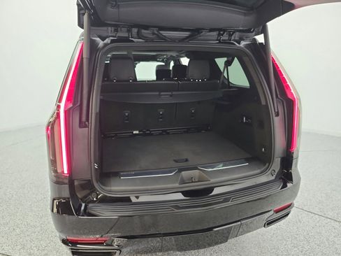 Used 2023 Cadillac Escalade ESV Sport Platinum w/ LPO, ONYX Package image 21