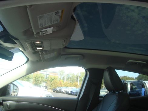 Used 2021 Ford Mustang Mach-E Premium image 14