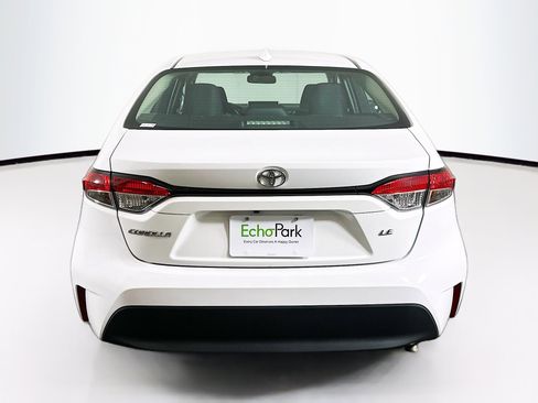 Used 2024 Toyota Corolla LE image 7