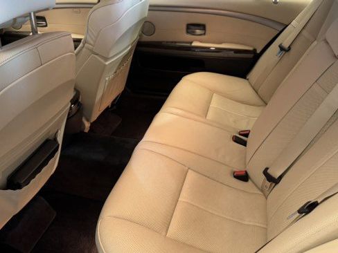 Used 2007 BMW 750Li image 4
