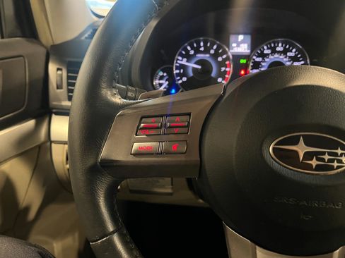 Used 2011 Subaru Outback 2.5i Premium image 13