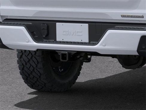 New 2025 GMC Canyon Elevation w/ Convenience Package image 14