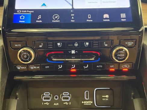 Used 2023 Jeep Grand Cherokee Summit w/ Adv Protech Group IV AWD/4WD image 38