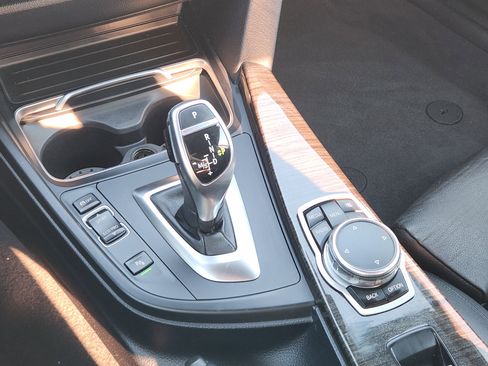 Used 2016 BMW 428i Convertible image 28