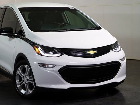 Used 2020 Chevrolet Bolt LT image 6