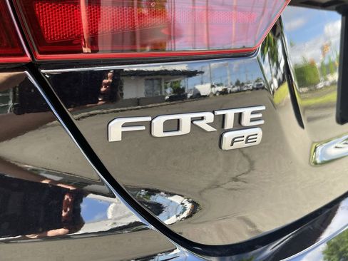 Used 2022 Kia Forte Sedan FWD image 28