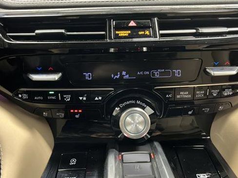 Used 2023 Acura MDX SH-AWD w/ Advance Package image 18
