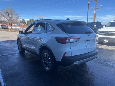 Used 2021 Ford Escape SEL image 4