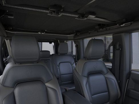 New 2025 Ford Bronco Outer Banks w/ Sasquatch Package image 12