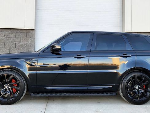 Used 2019 Land Rover Range Rover Sport HSE image 2