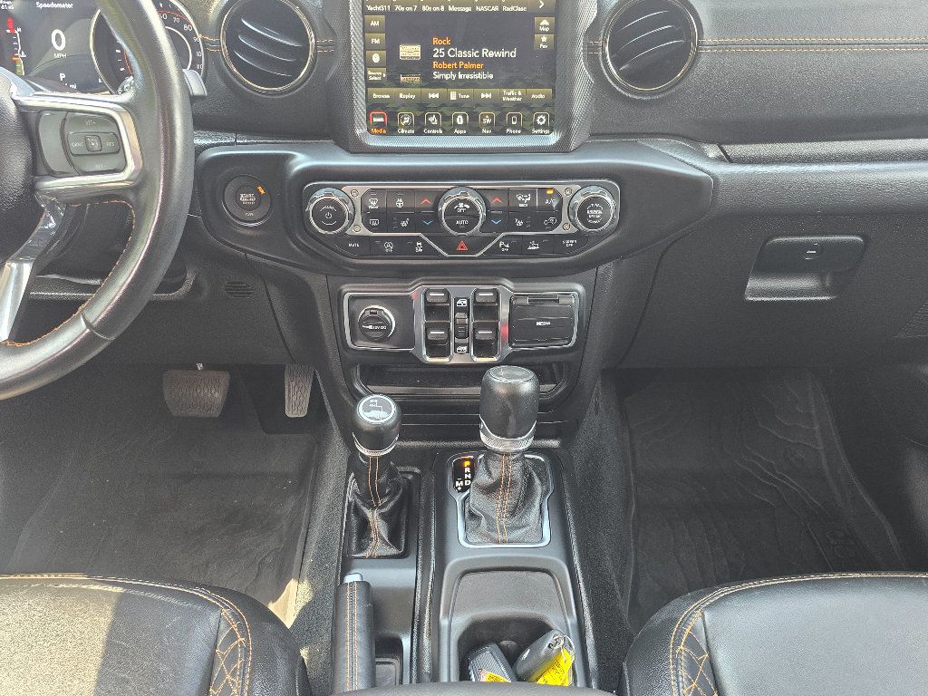 Used 2023 Jeep Wrangler Unlimited Sahara AWD/4WD image 12